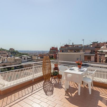 Ferienwohnung Iflat Shiny Penthouse In Balduina Rom Exterior foto